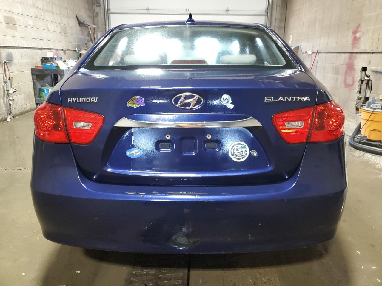 2010 Hyundai Elantra - Image 6