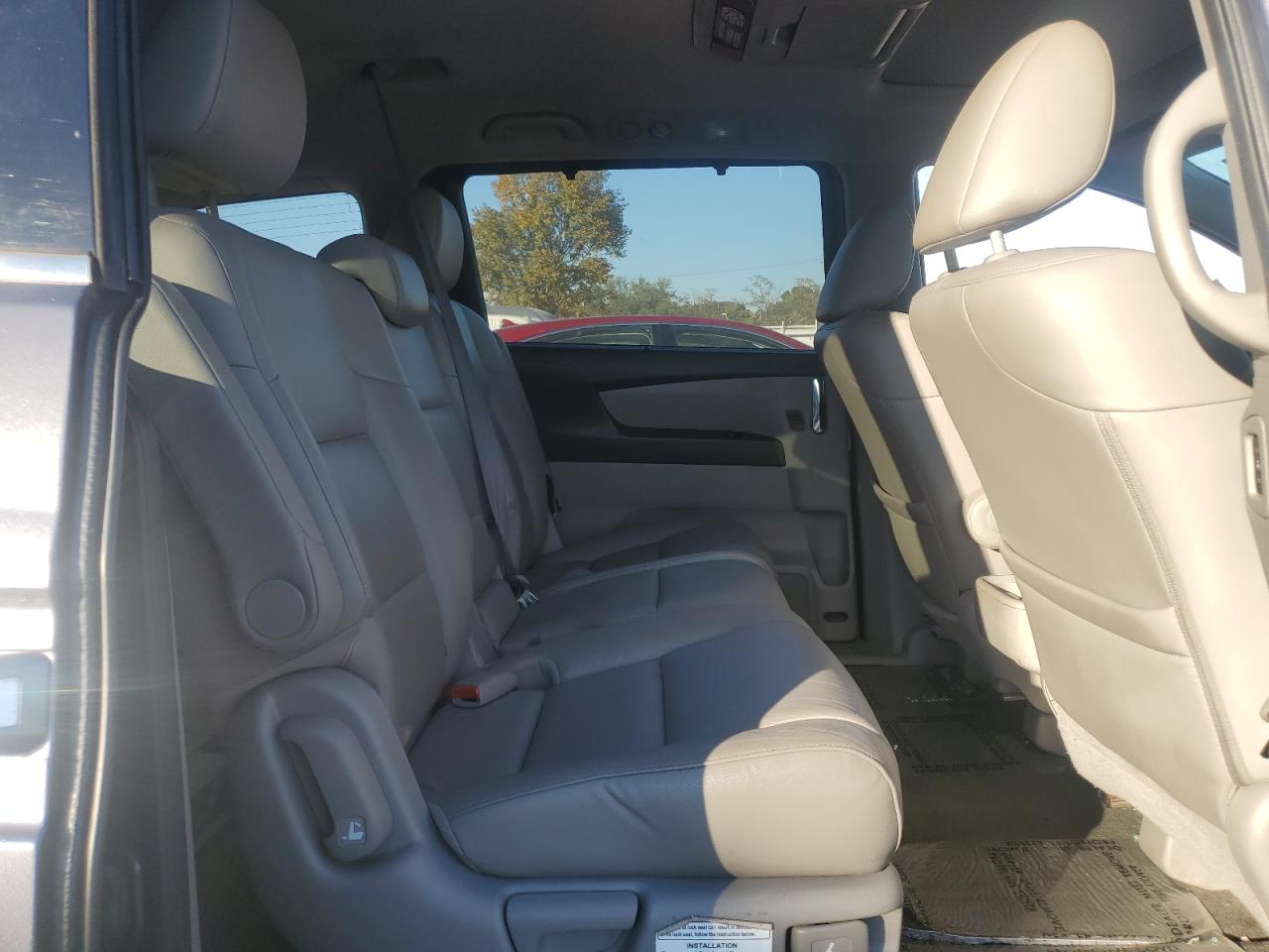 2014 Honda Odyssey - Image 10