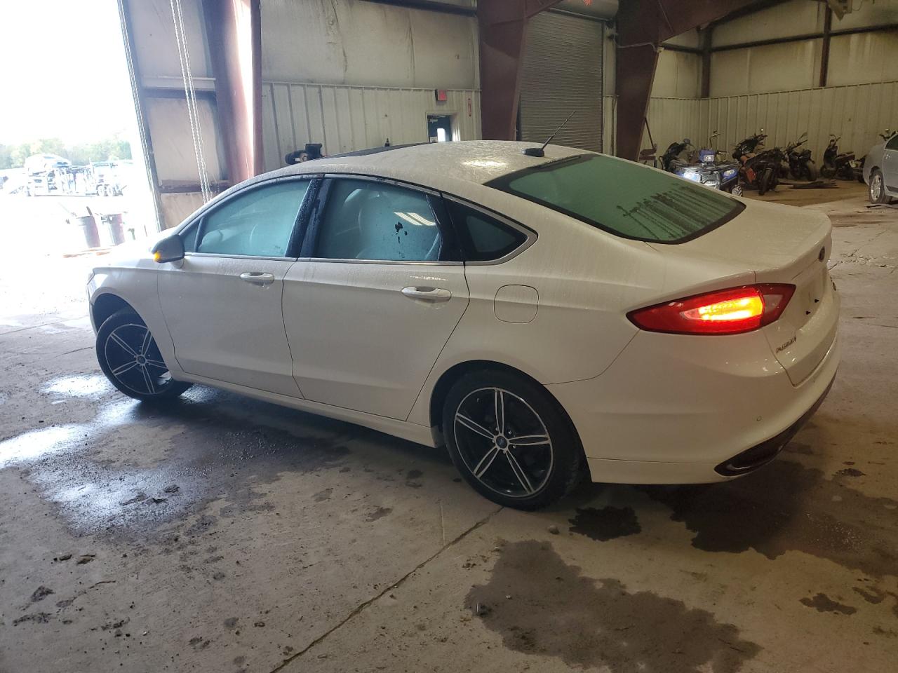 VIN 3FA6P0T95GR162366 2016 FORD FUSION no.2