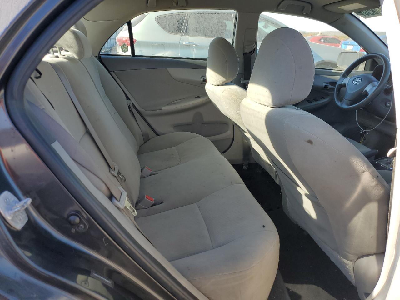 2010 Toyota Corolla Base VIN: 1NXBU4EE2AZ368002 Lot: 77144834