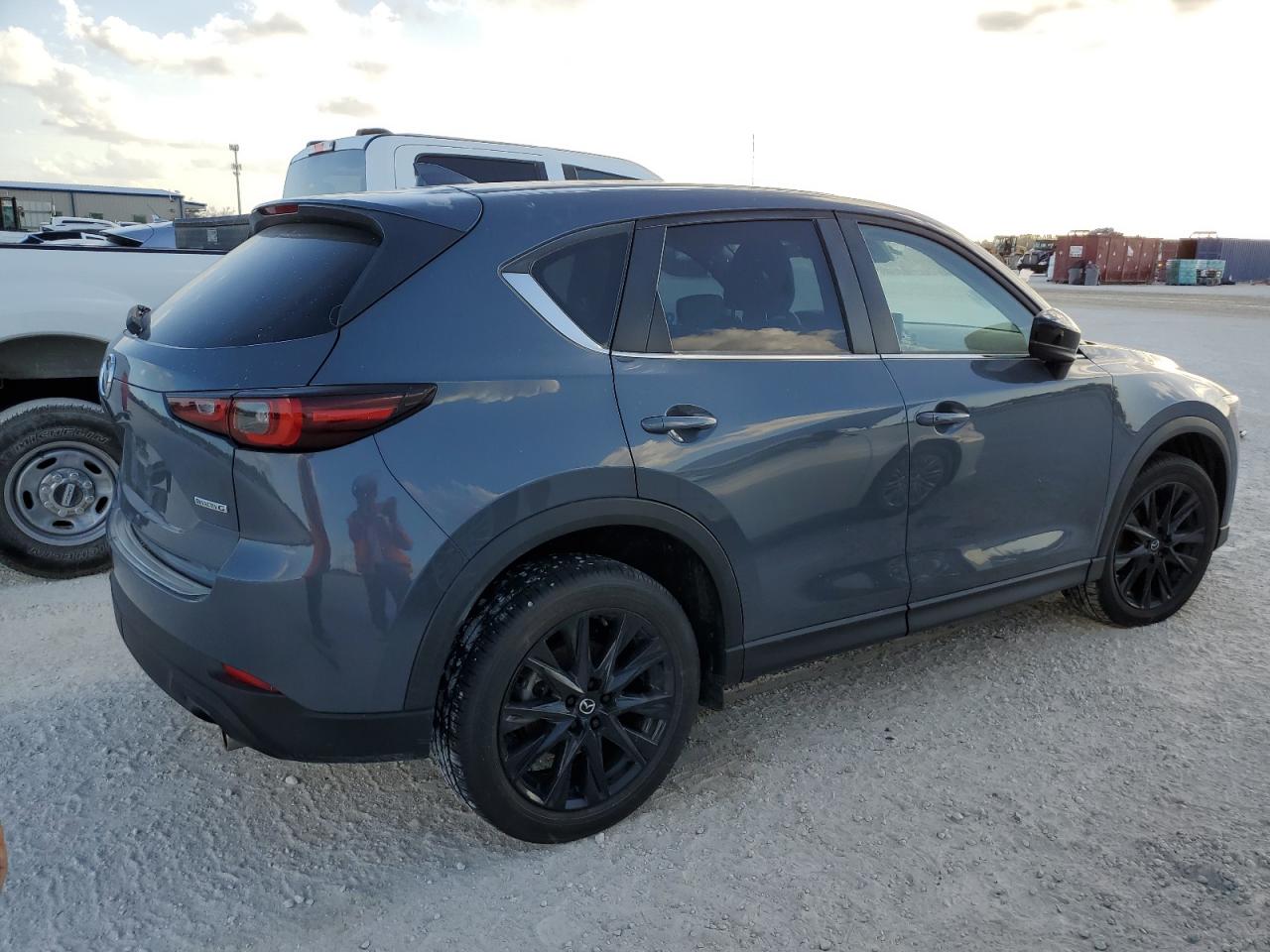 2023 Mazda CX-5 - Image 3