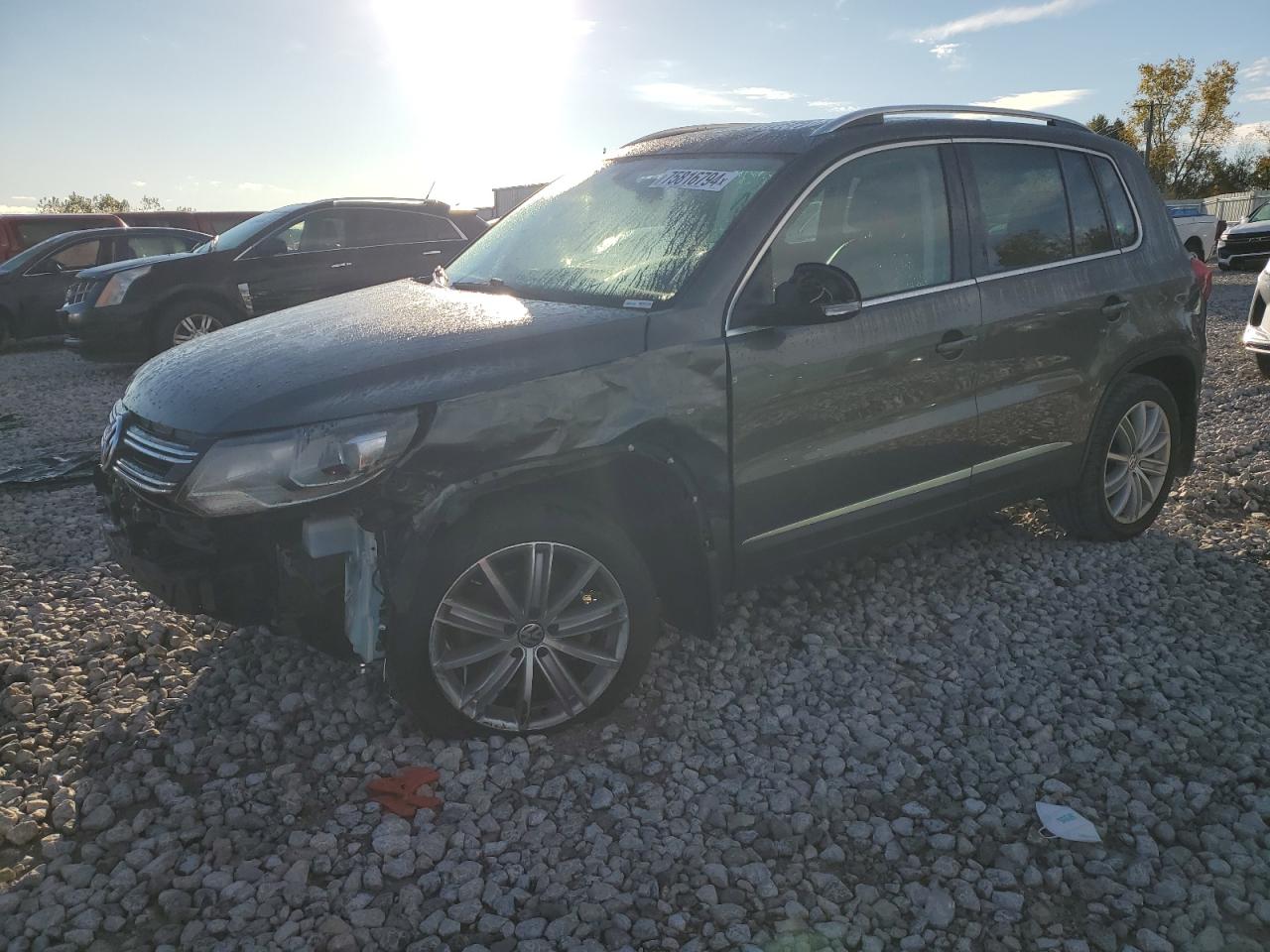 WVGBV7AX8GW607927 2016 VOLKSWAGEN TIGUAN - Image 1