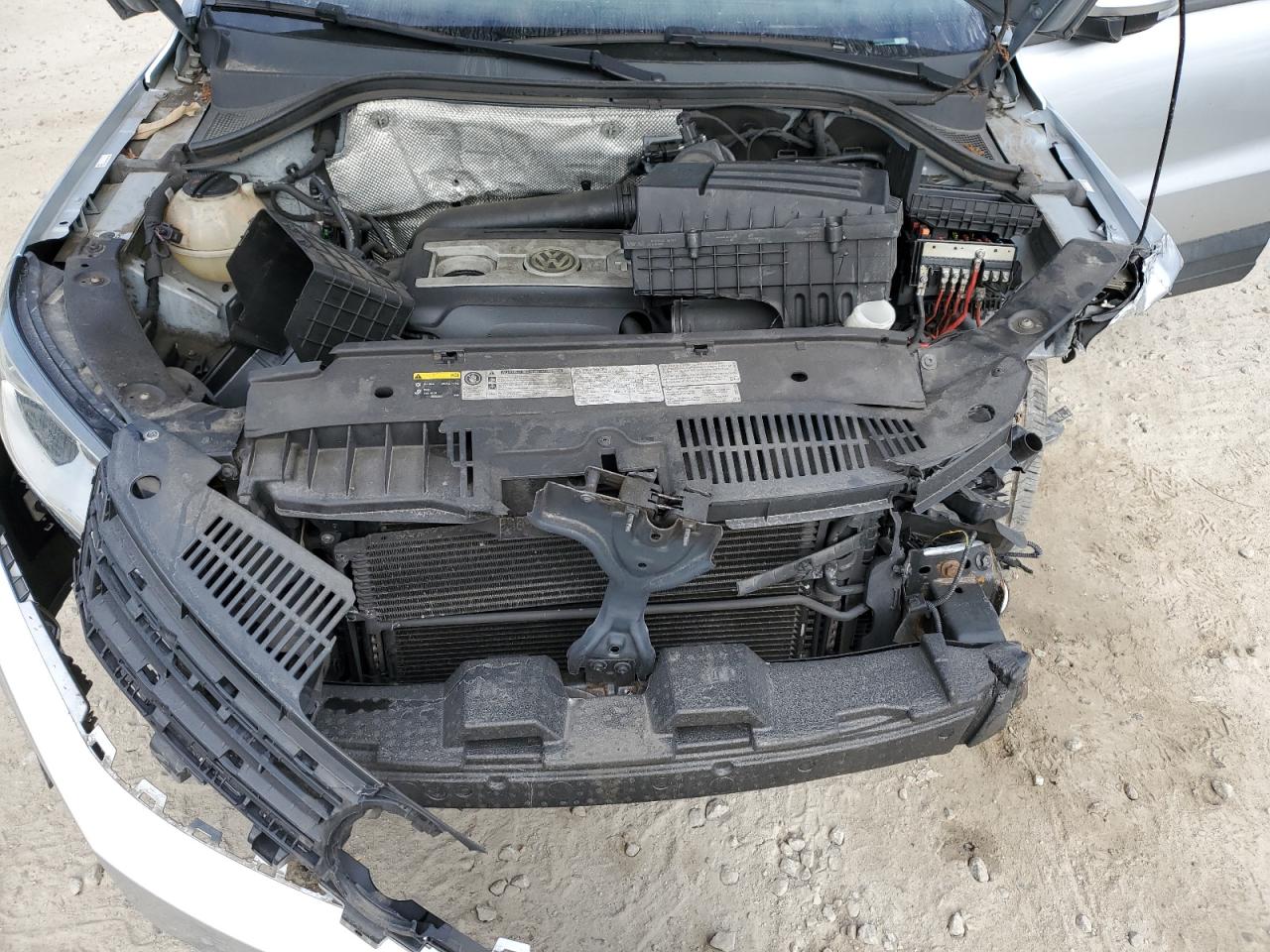 2017 Volkswagen Tiguan S VIN: WVGBV7AX8HK006381 Lot: 73325194