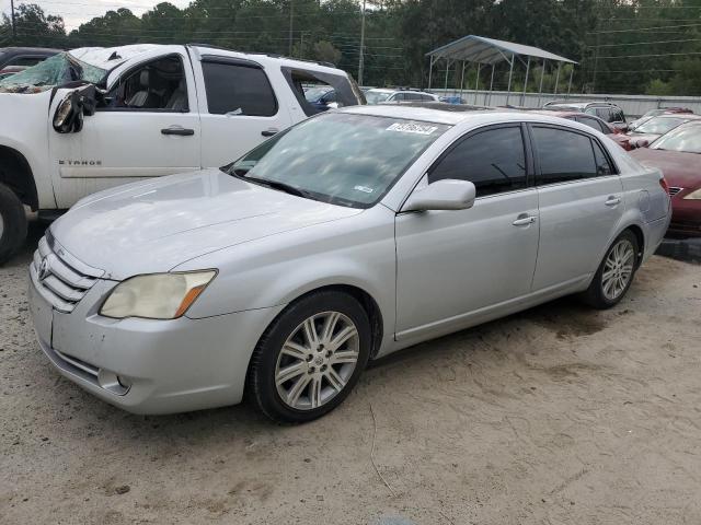 2005 Toyota Avalon Xl