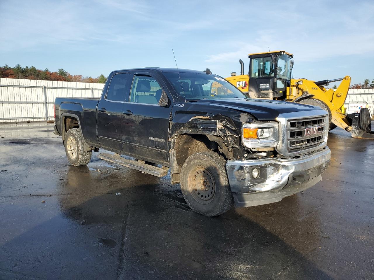 2015 GMC Sierra - Image 4