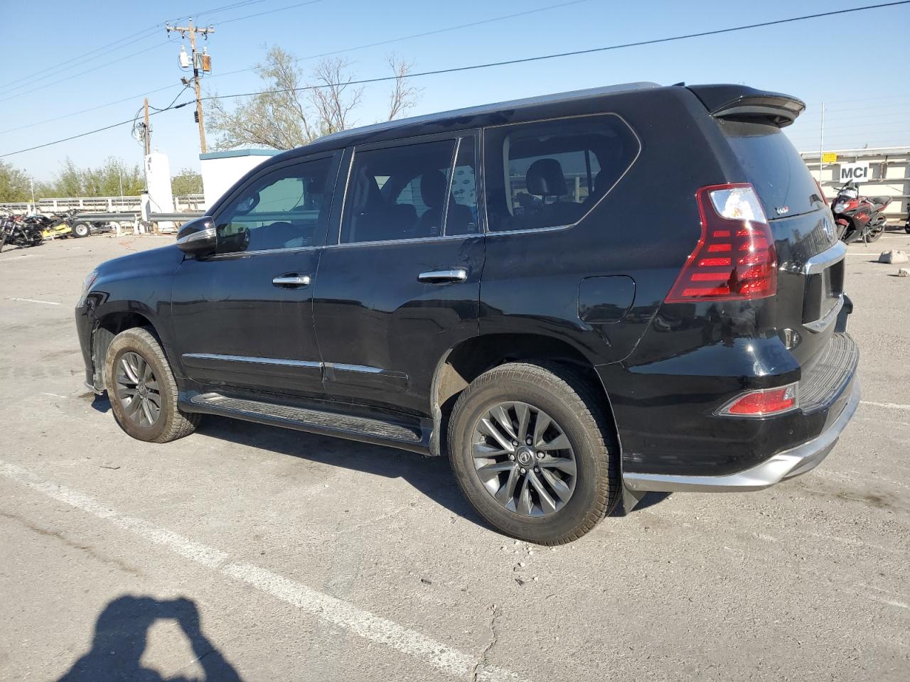 2018 Lexus GX - Image 2
