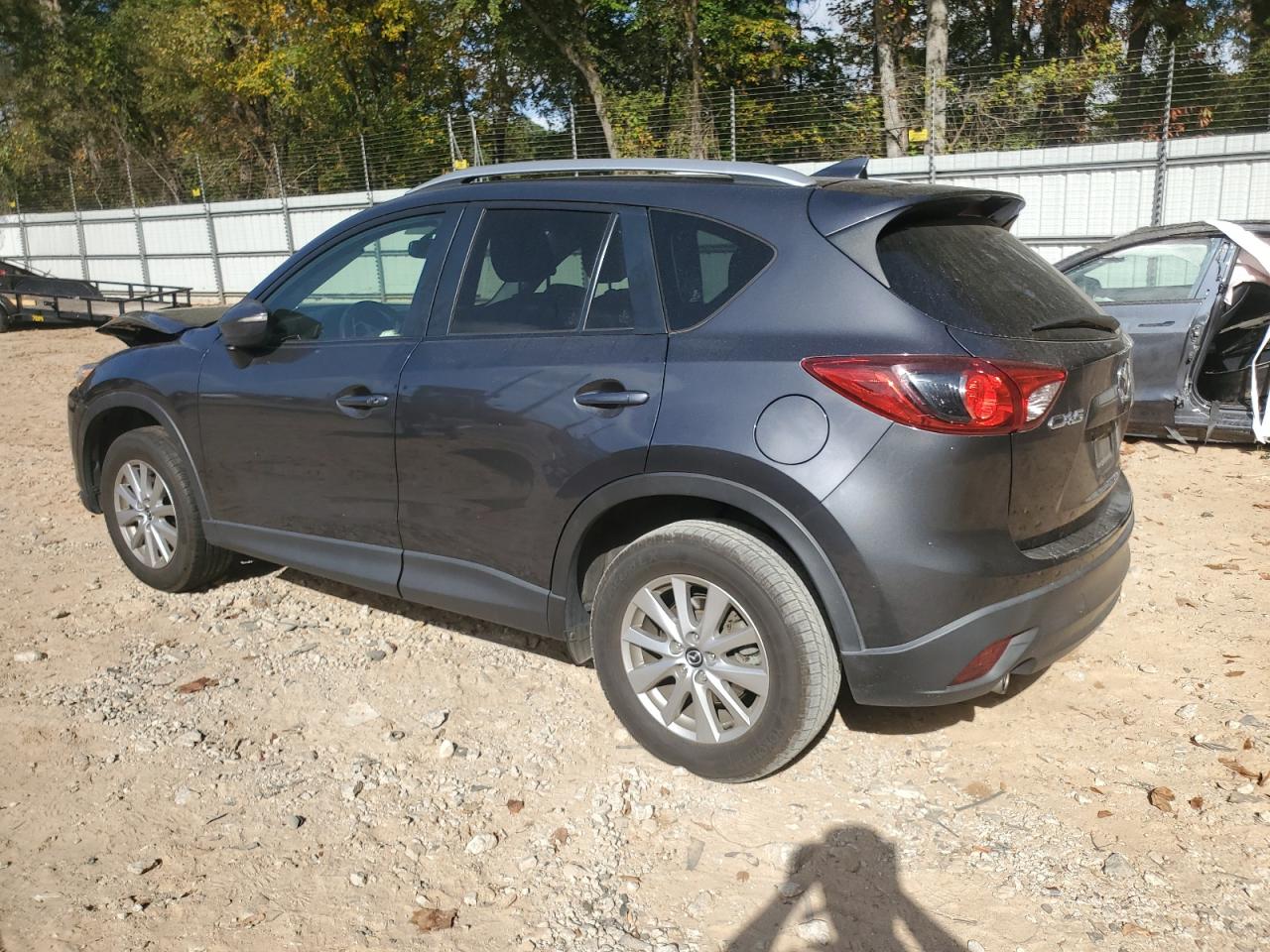 2016 Mazda CX-5 - Image 2
