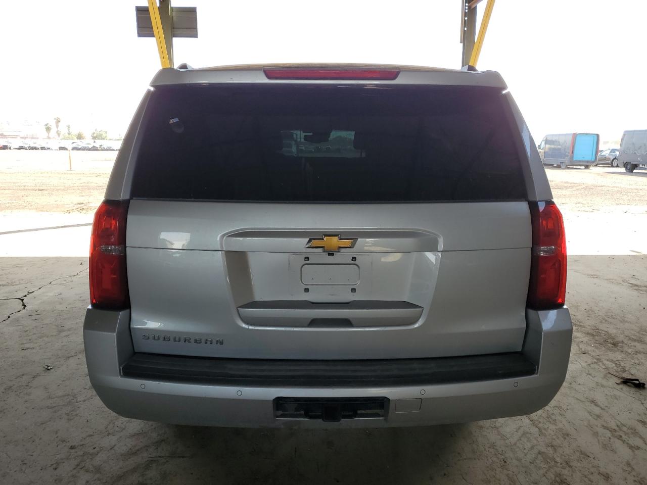 1GNSCJKC1FR162633 2015 Chevrolet Suburban C1500 Lt