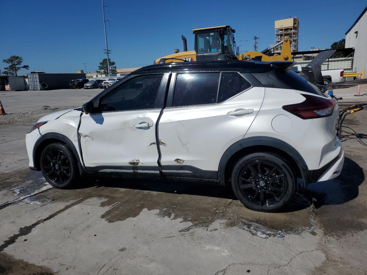 2021 Nissan Kicks - Image 2