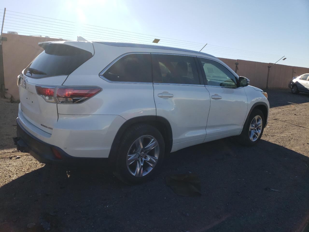 VIN 5TDDKRFH4GS226370 2016 TOYOTA HIGHLANDER no.3