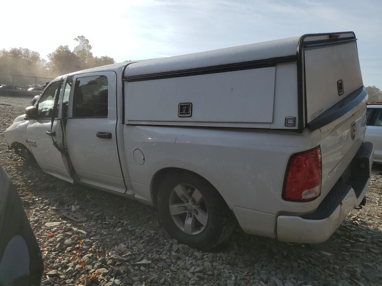 2018 RAM 1500 - Image 2