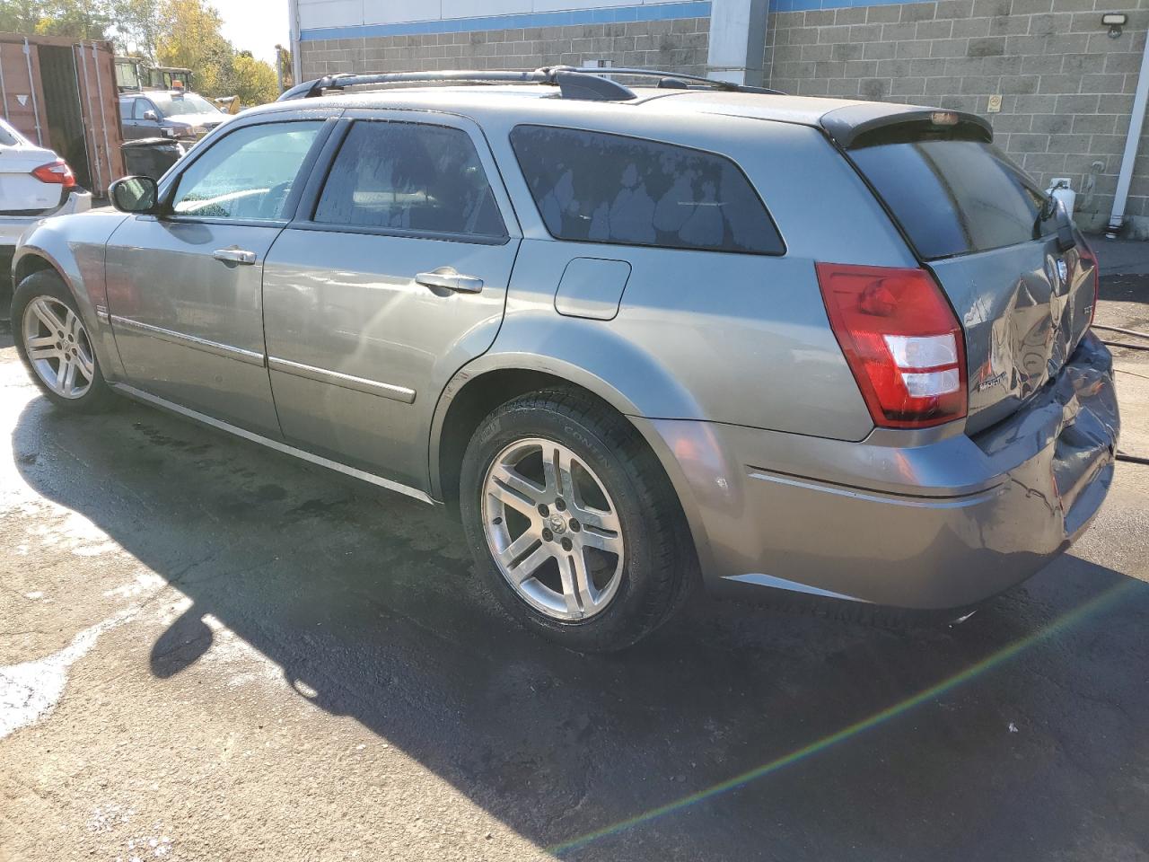 2005 Dodge Magnum R/T VIN: 2D8GV58205H517869 Lot: 75436534