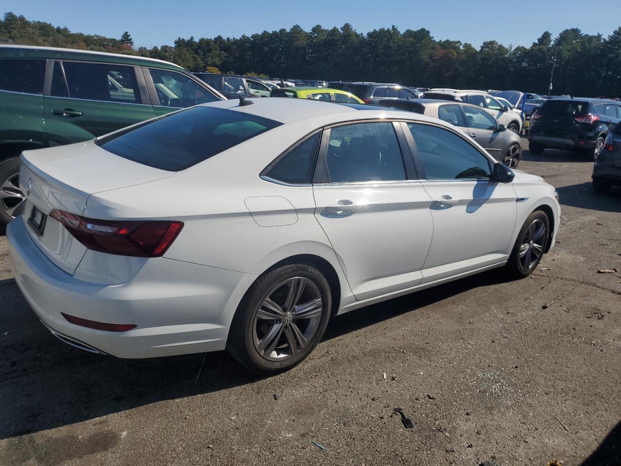 2020 Volkswagen Jetta - Image 3