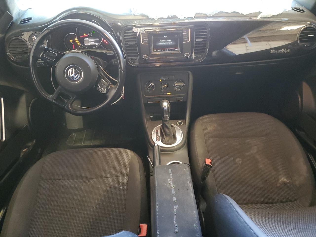 2019 Volkswagen Beetle - Image 8
