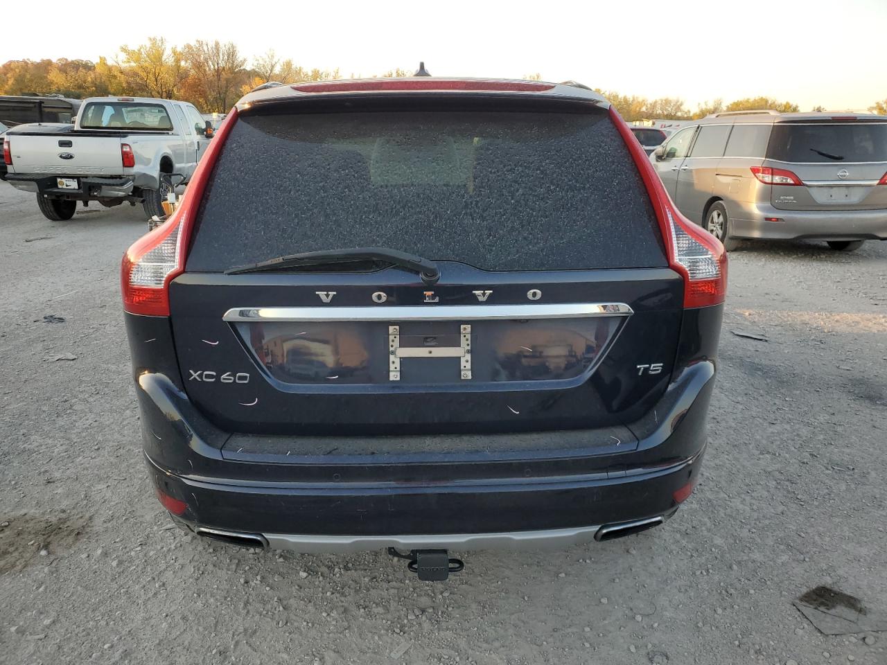 2017 Volvo Xc60 T5 Inscription VIN: YV440MDU6H2011703 Lot: 76451304