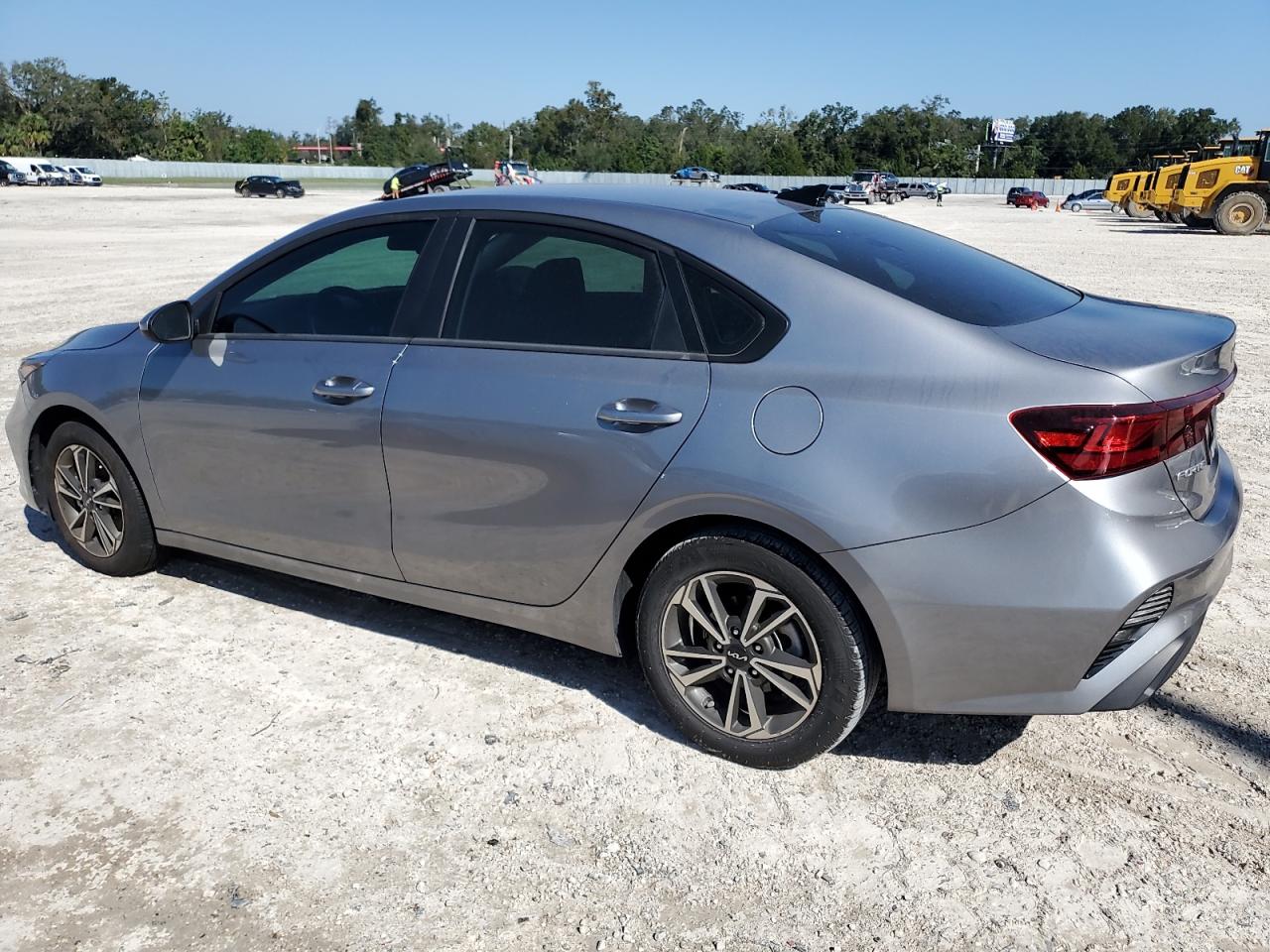 2024 Kia Forte - Image 2