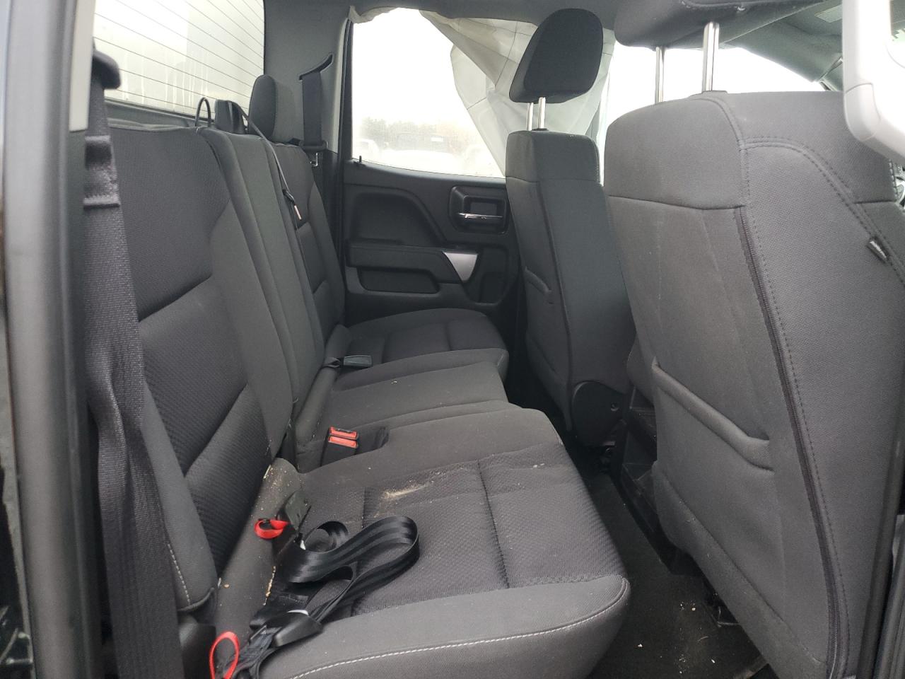 2018 Chevrolet Silverado K1500 Lt VIN: 1GCVKREC2JZ252143 Lot: 77086574