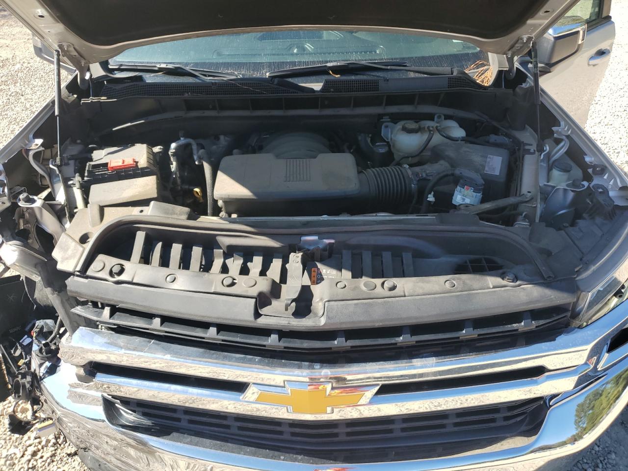 2019 Chevrolet Silverado - Image 11