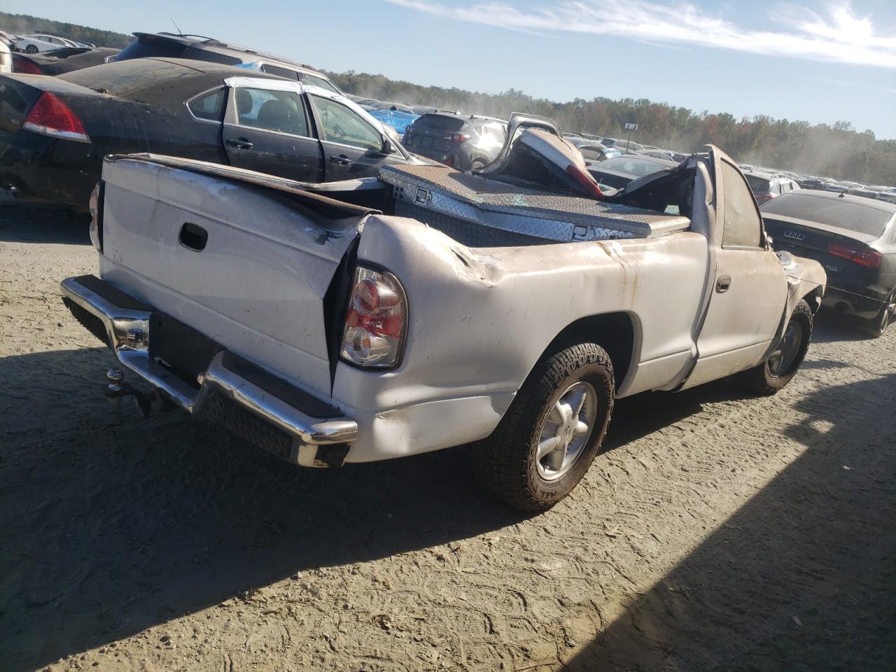 2001 Dodge Dakota - Image 3