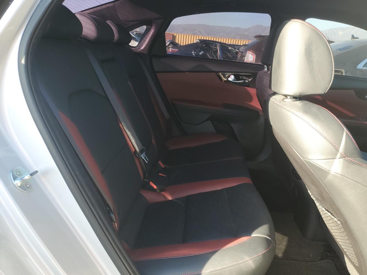 2020 Kia Forte - Image 10
