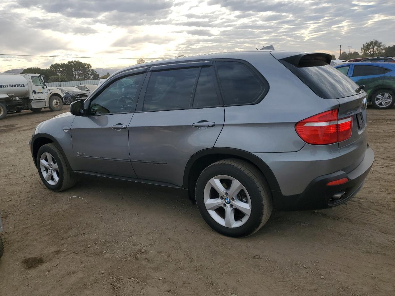 2010 BMW X5 - Image 2