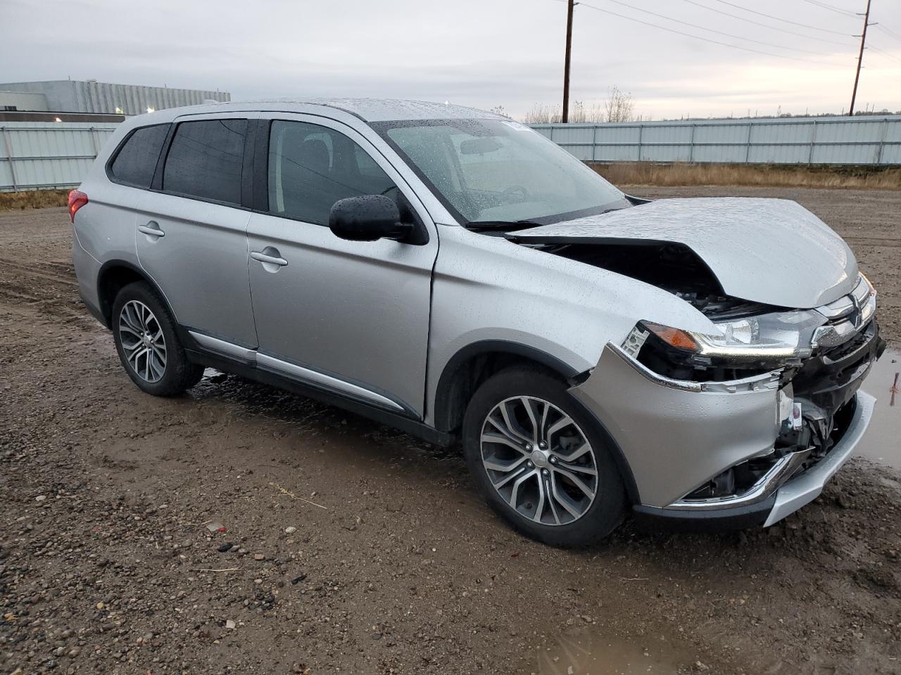 VIN JA4AZ3A35JZ058276 2018 MITSUBISHI OUTLANDER no.4