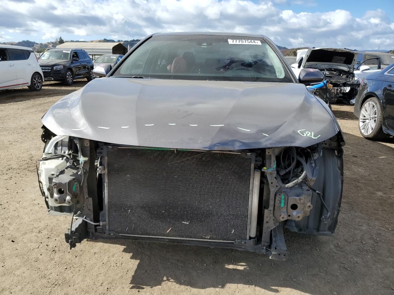 VIN 4T1B61HK6JU107031 2018 TOYOTA CAMRY no.5