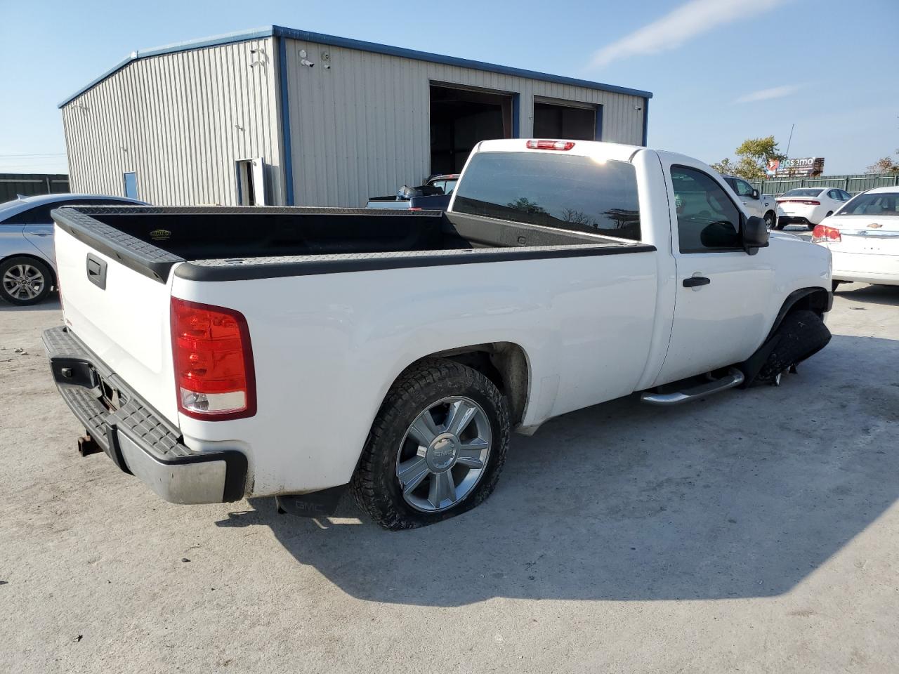 2013 GMC Sierra - Image 3