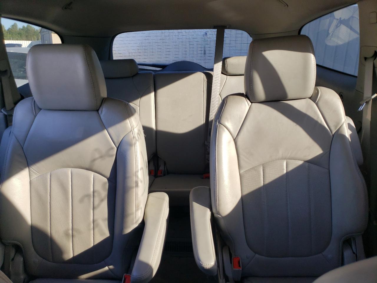 2012 Buick Enclave - Image 10