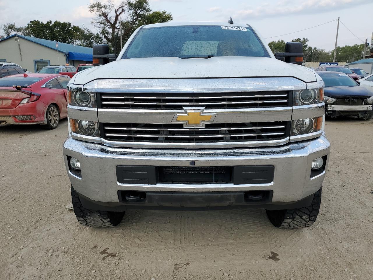 2016 Chevrolet Silverado - Image 5