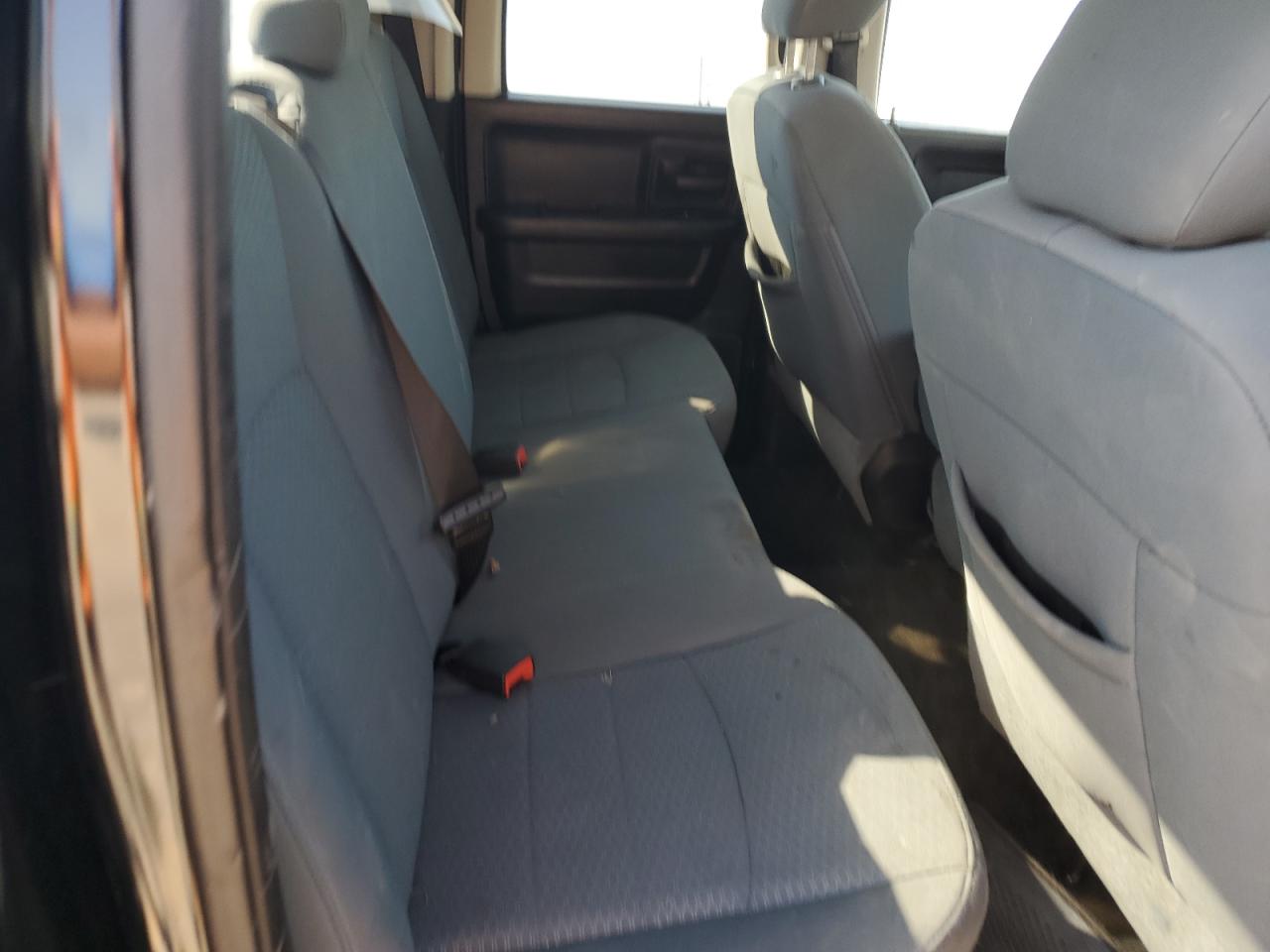 2013 RAM 1500 - Image 10