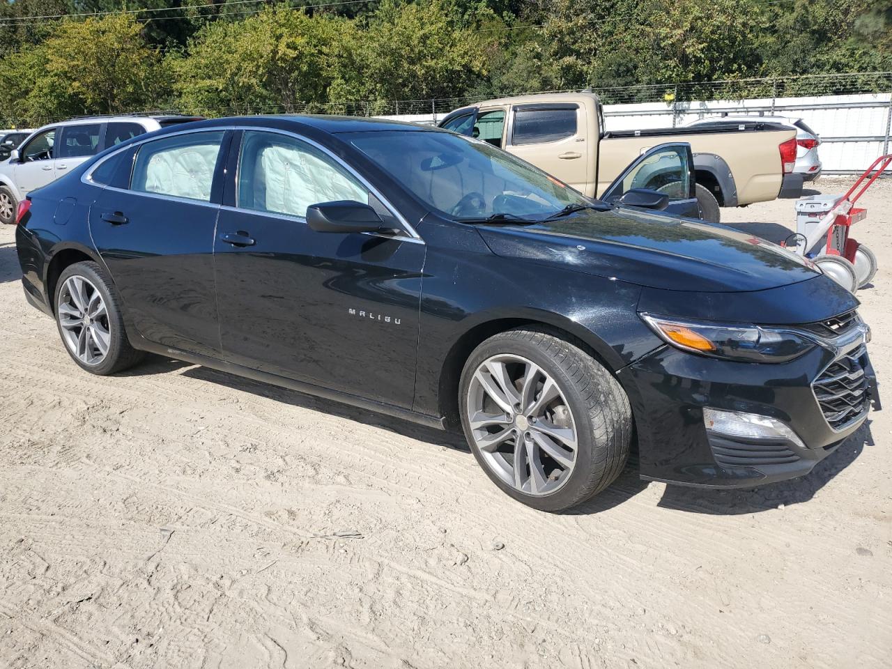 2020 Chevrolet Malibu - Image 4