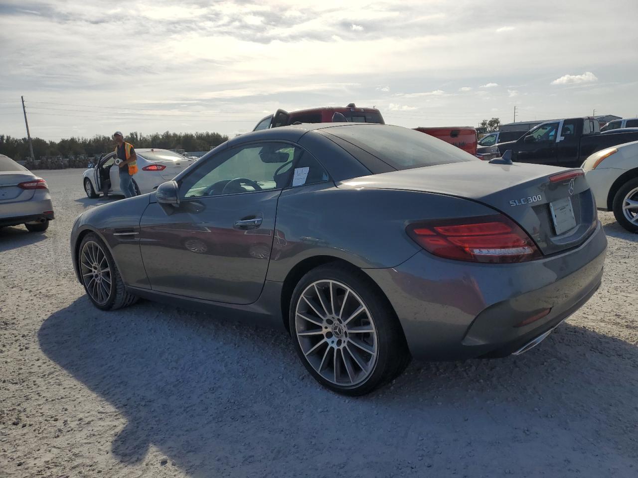 2019 Mercedes-Benz SLC-klasse - Image 2