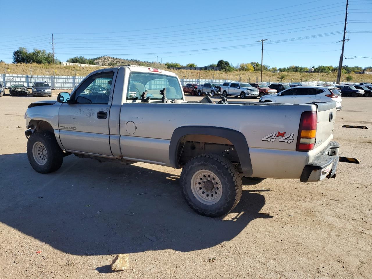 2007 GMC Sierra - Image 2