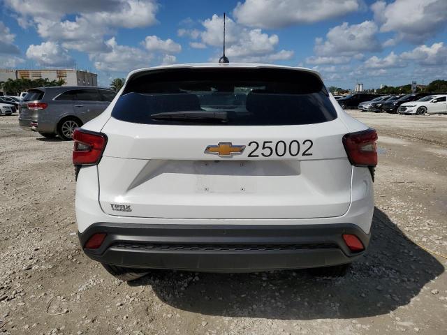  CHEVROLET TRAX 2024 Белый