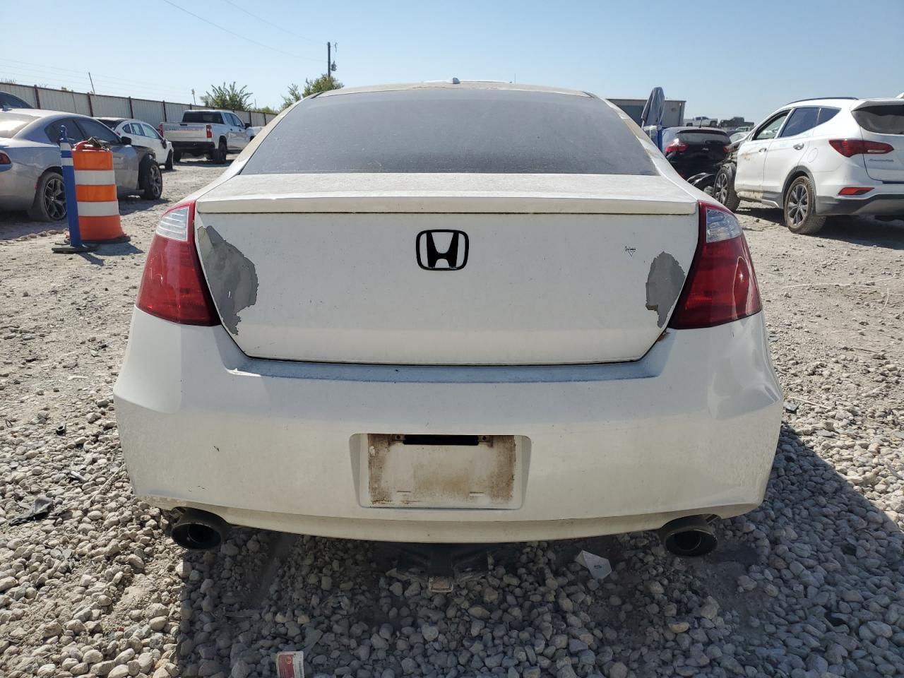 1HGCS2B84AA002899 2010 Honda Accord Exl