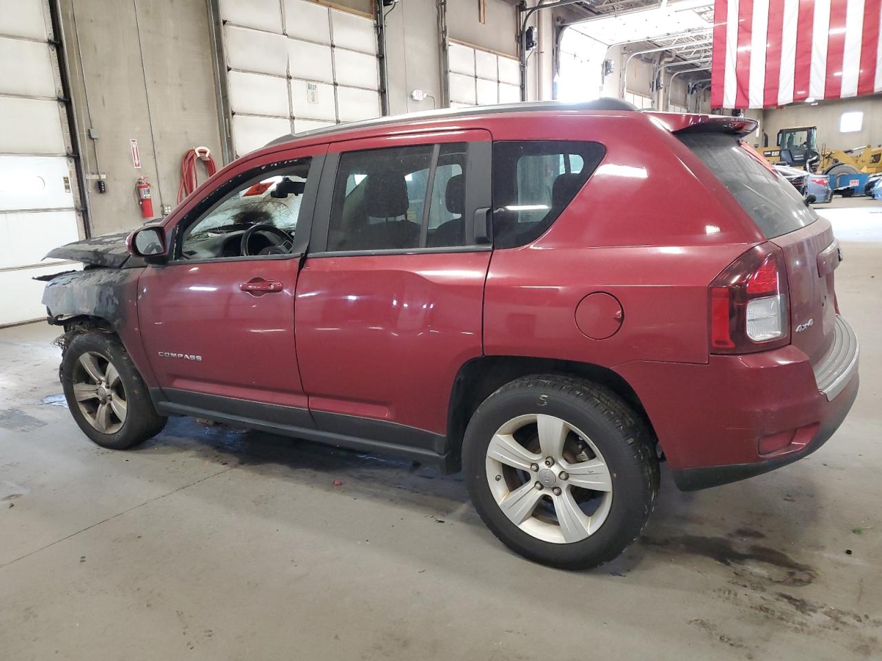 VIN 1C4NJDEB8FD217253 2015 JEEP COMPASS no.2