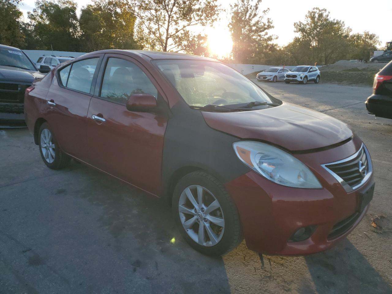 2014 Nissan Versa - Image 4