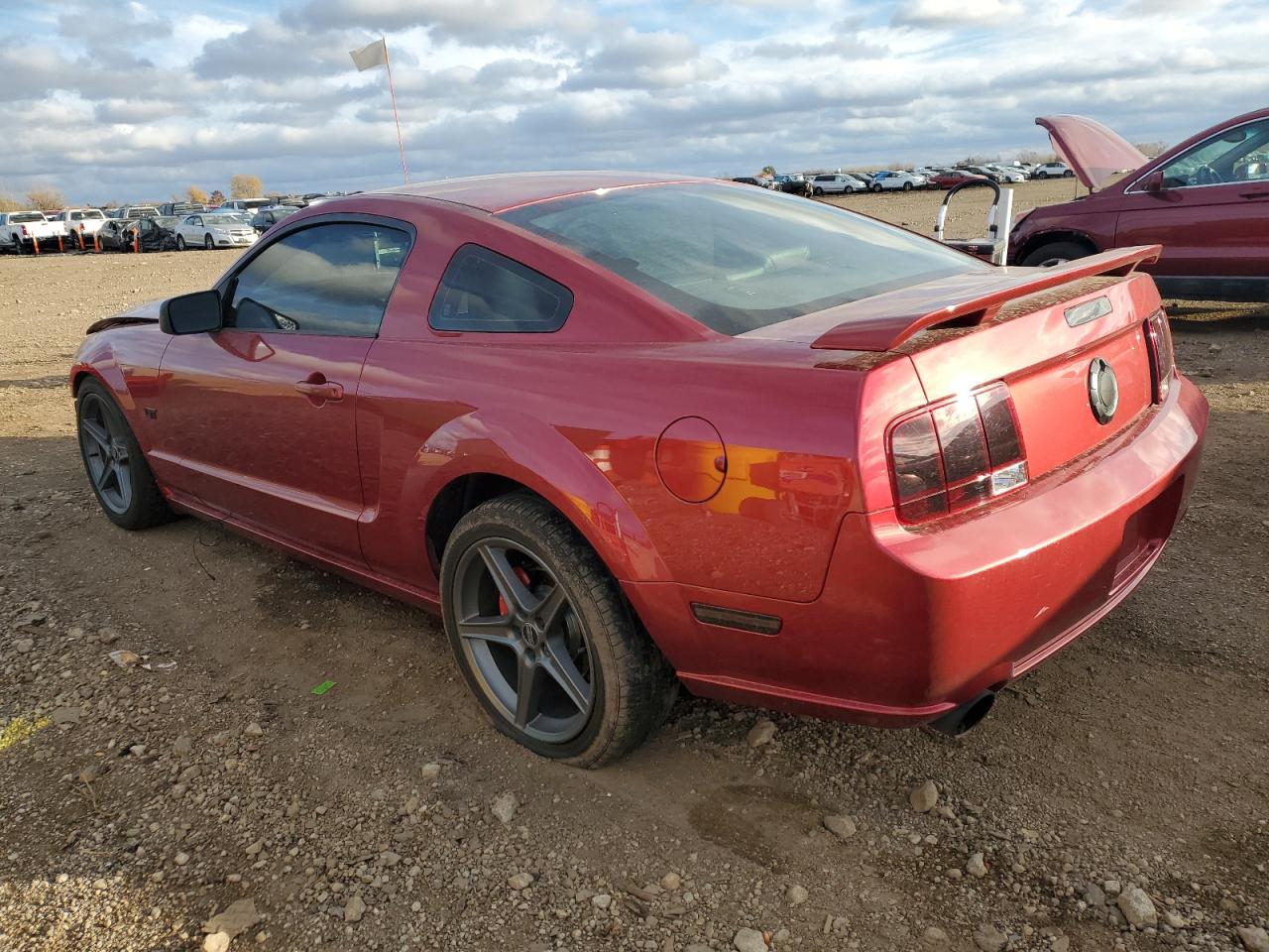 2006 Ford Mustang - Image 2