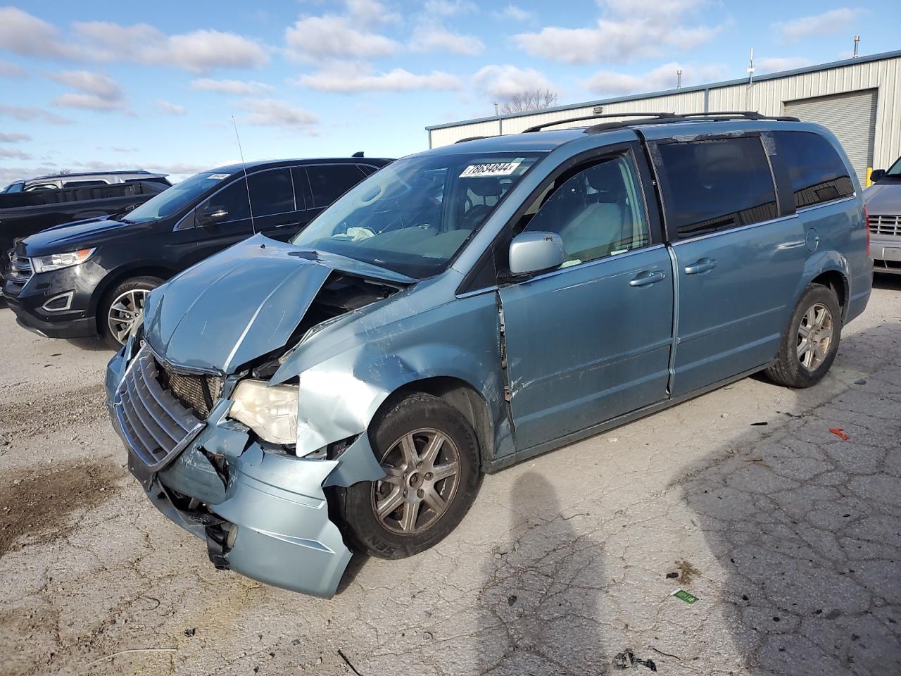 2008 Chrysler Town & Country - Image 1