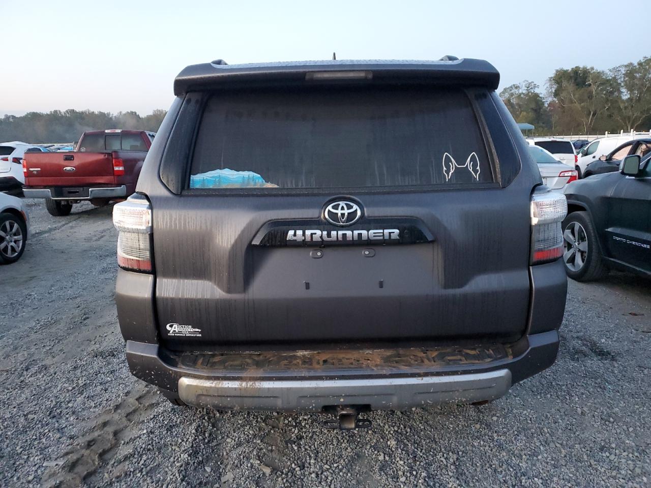 2022 Toyota 4Runner Sr5/Sr5 Premium VIN: JTEPU5JR8N5990270 Lot: 74786204