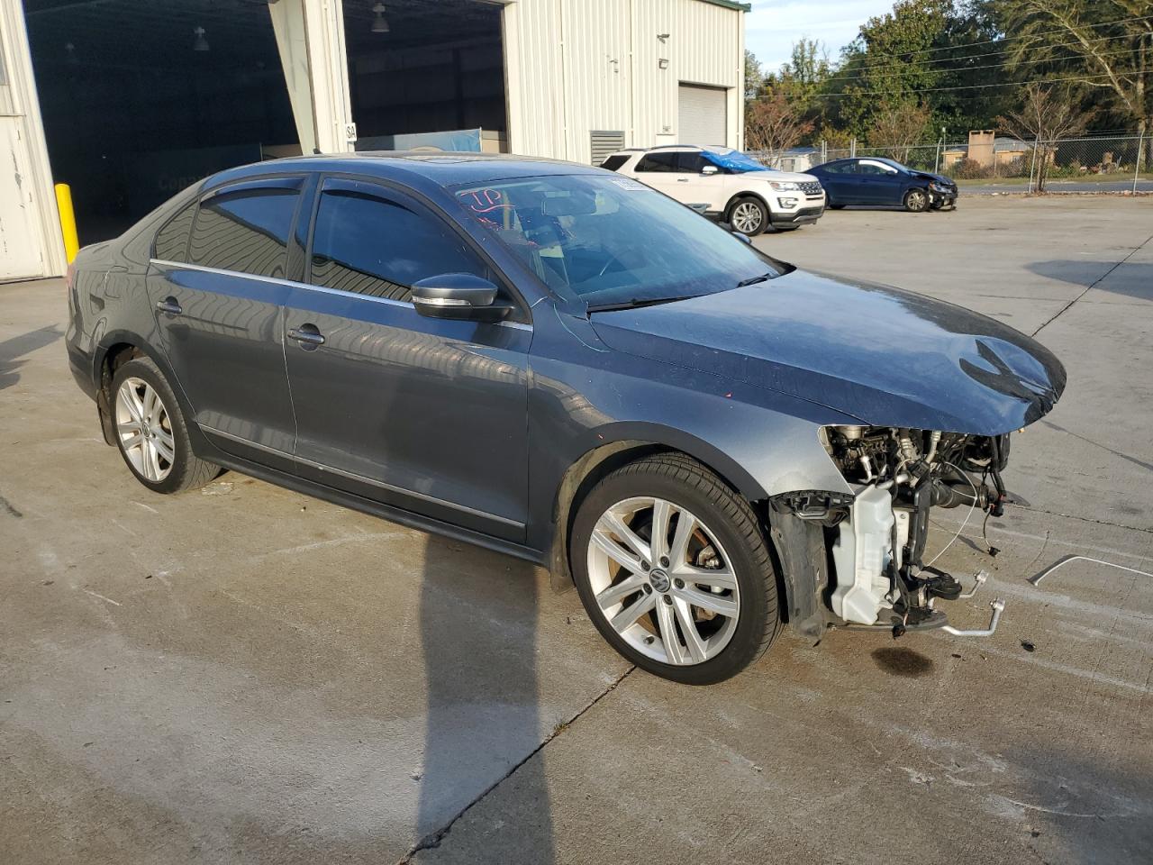 2017 Volkswagen Jetta - Image 4