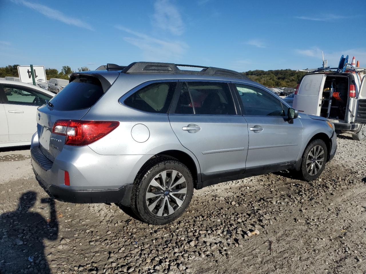 2016 Subaru Outback - Image 3