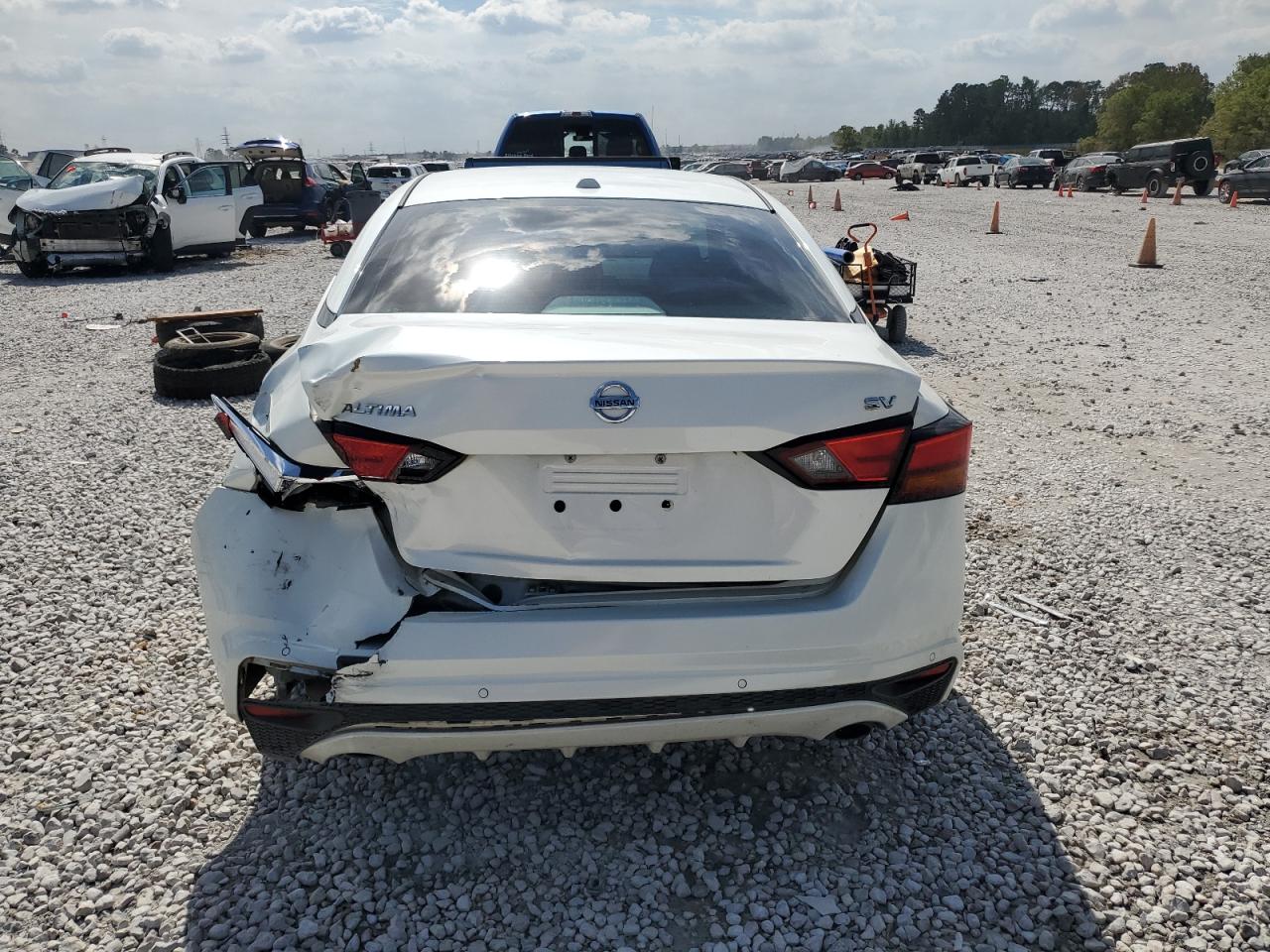 2019 Nissan Altima - Image 6