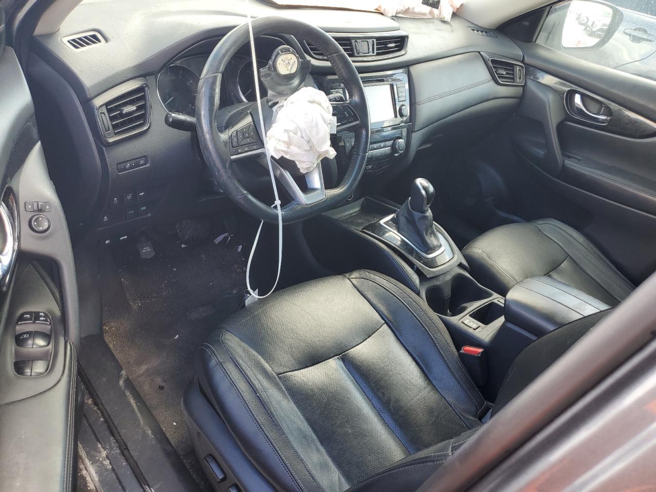 2017 Nissan Rogue - Image 8
