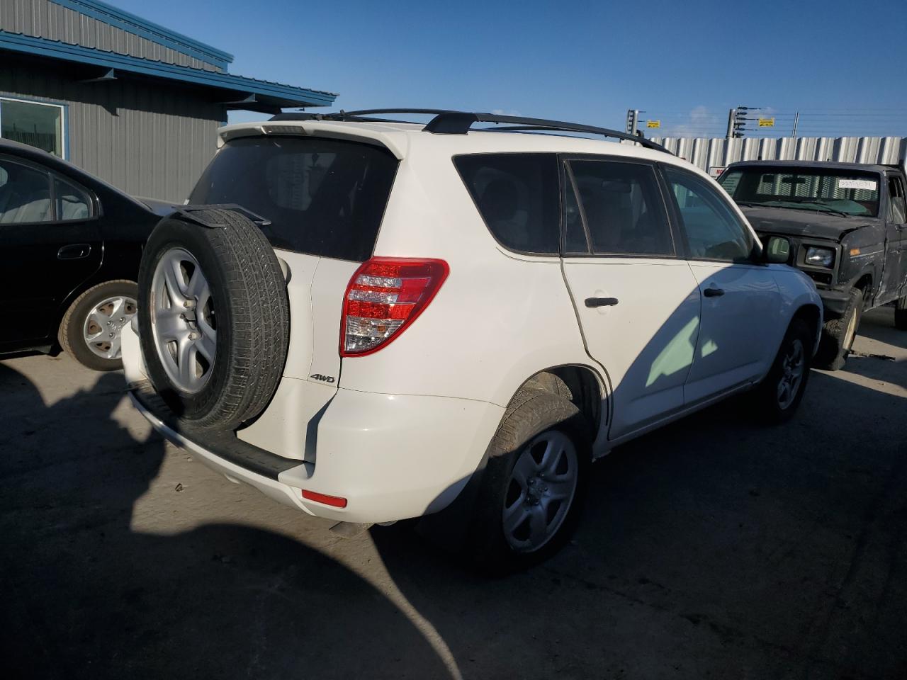 2011 Toyota RAV 4 - Image 3