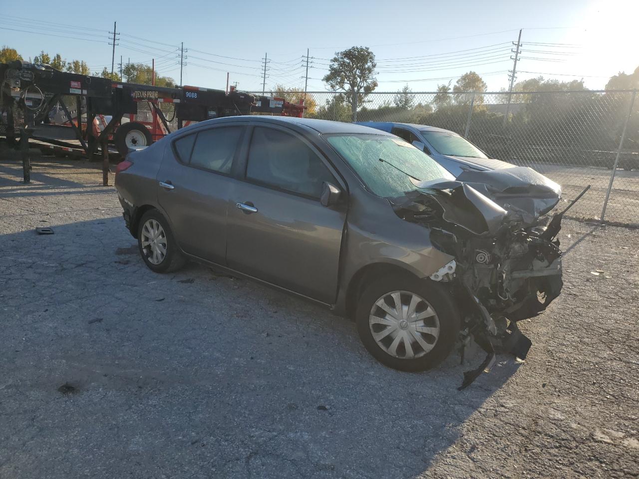 2016 Nissan Versa - Image 4