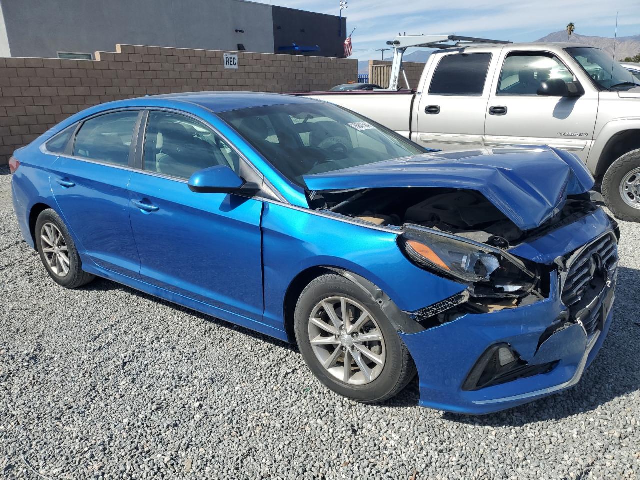 2019 Hyundai Sonata - Image 4