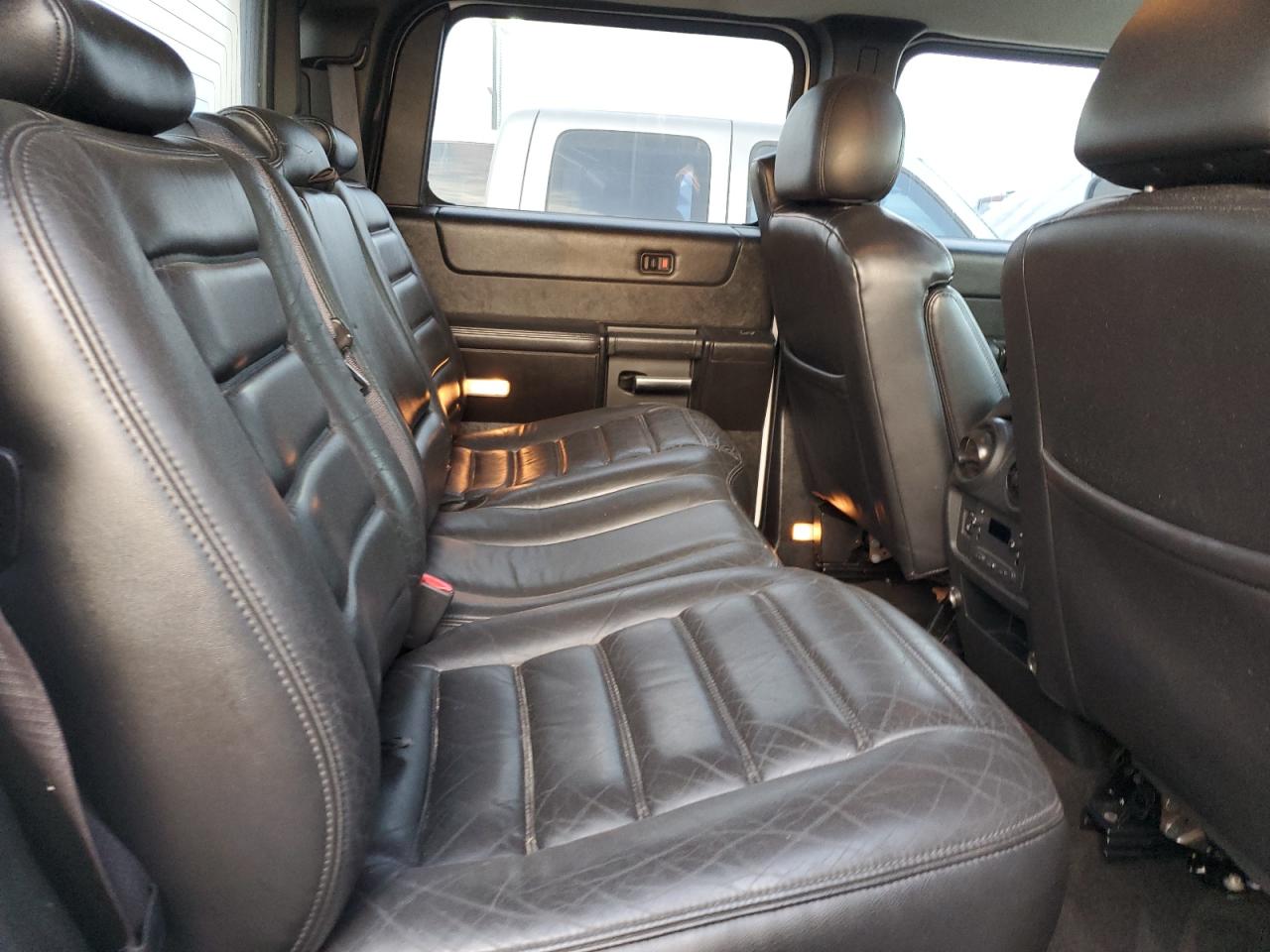 2006 Hummer H2 - Image 10