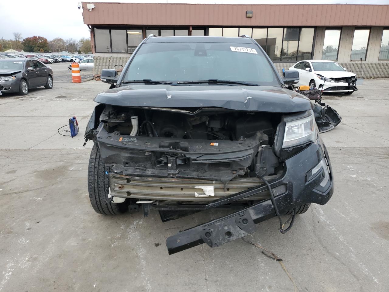 2017 Ford Explorer - Image 5